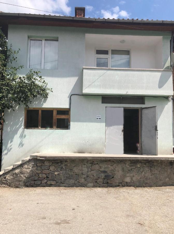 Guest House Vientes Девин Екстериор снимка