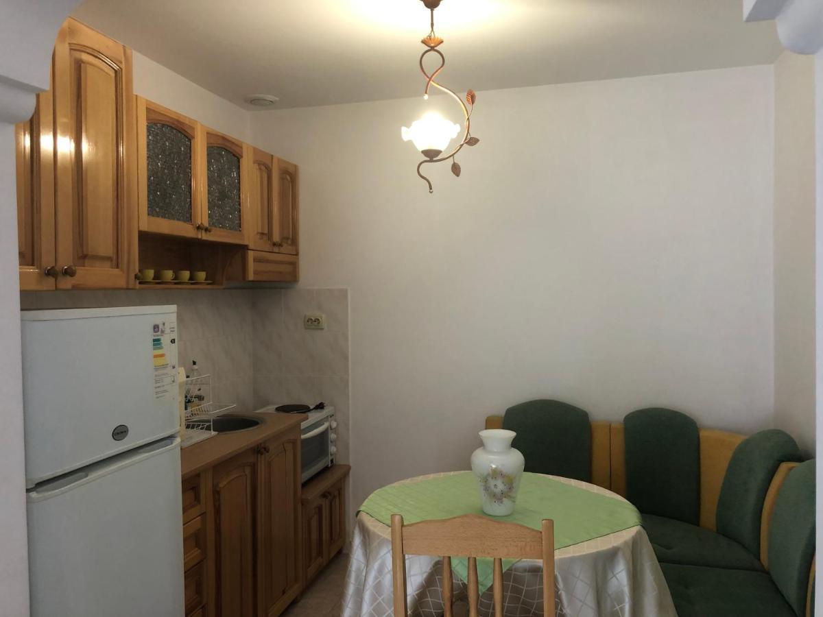 Guest House Vientes Девин Екстериор снимка